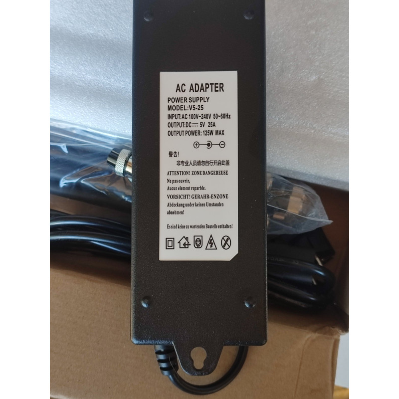 Стаціонарна глушилка мобільного зв'язку ПІРАНЬЯ Х12 WIFI 2.4, 5.2, 5.8 (GSM, 3G, 4G, CDMA +4G LTE, WI-FI, DCS, VHF, UHF, WI-FI 5.0, LoJack, GPS)