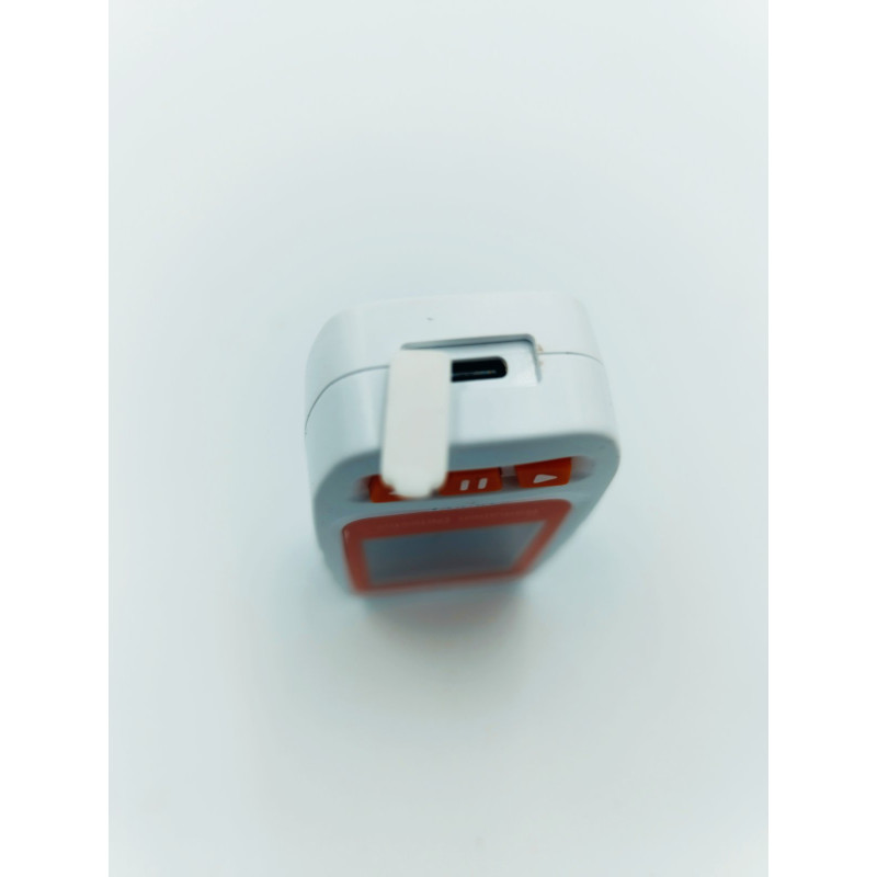 Портативний детектор ядерної радіації HFS-20PRO. Лічильник Гейгера. Автоматичні оповіщення. Зберігання даних. Вбудована батарея.