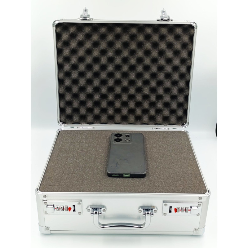 Металопластиковий кейс для обладнання з кодовими замками та поролоновим наповнювачем СМС 32*25*14,5см