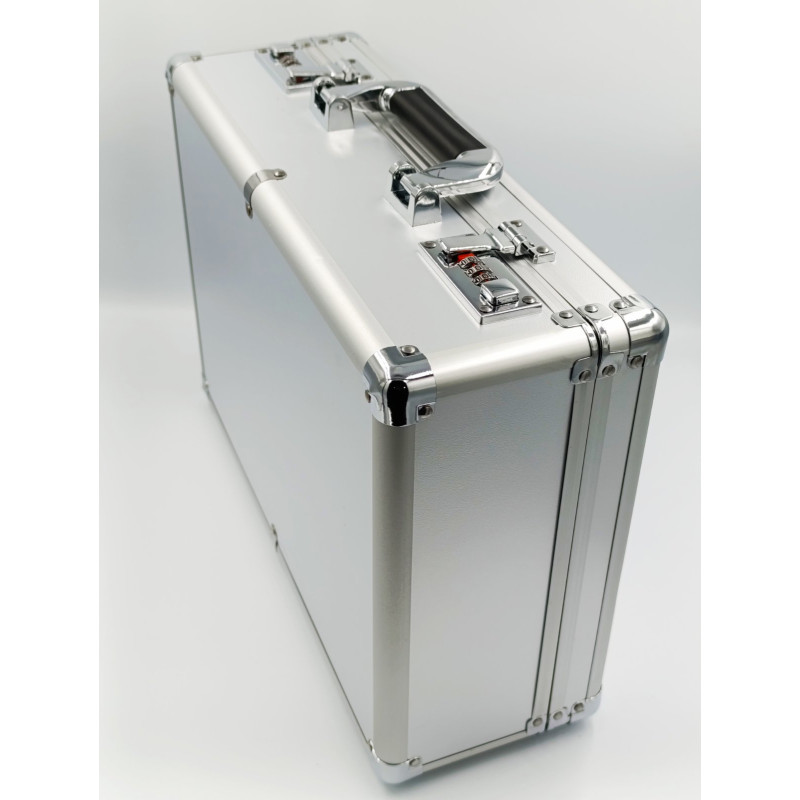 Металопластиковий кейс з кодовими замками та поролоновим наповнювачем СБС 40*28*14 см