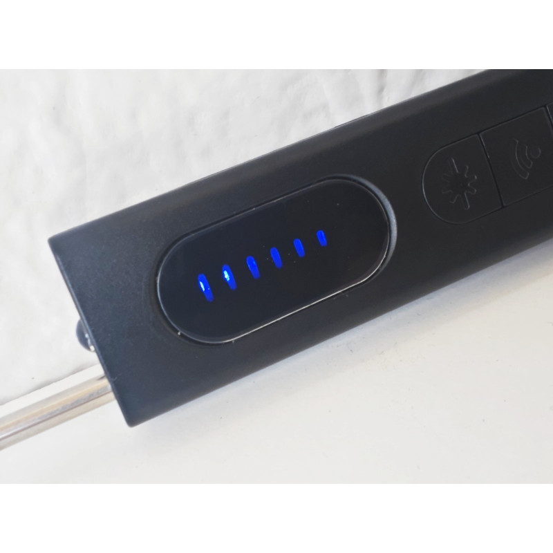 Портативний міні-детектор для виявлення прихованих камер та GPS-трекерів – Intelligent Detector T15