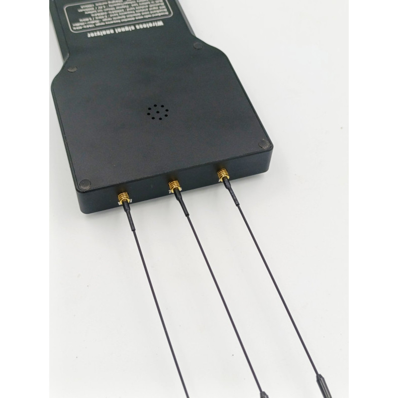 Детектор жучків ATB-JC01 визначає джерела Wi-Fi, Bluetooth і TAG-сигналів, аналізує їх потужність, частоту і MAC-адреси.