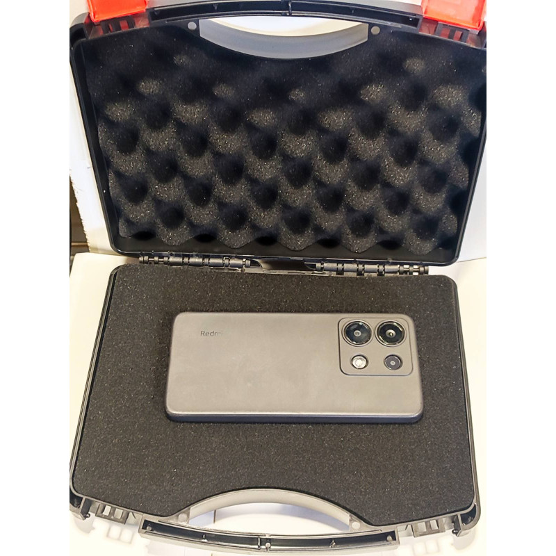 Пластиковий кейс з поролоновим наповнювачем (25×20,5×7 см)