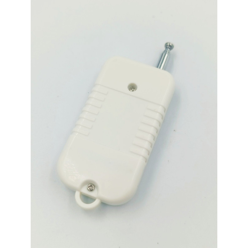 Мініатюрний детектор радіочастотних сигналів, жучків, gps трекерів Wireless Detector  100 МГц до 2600 МГц.