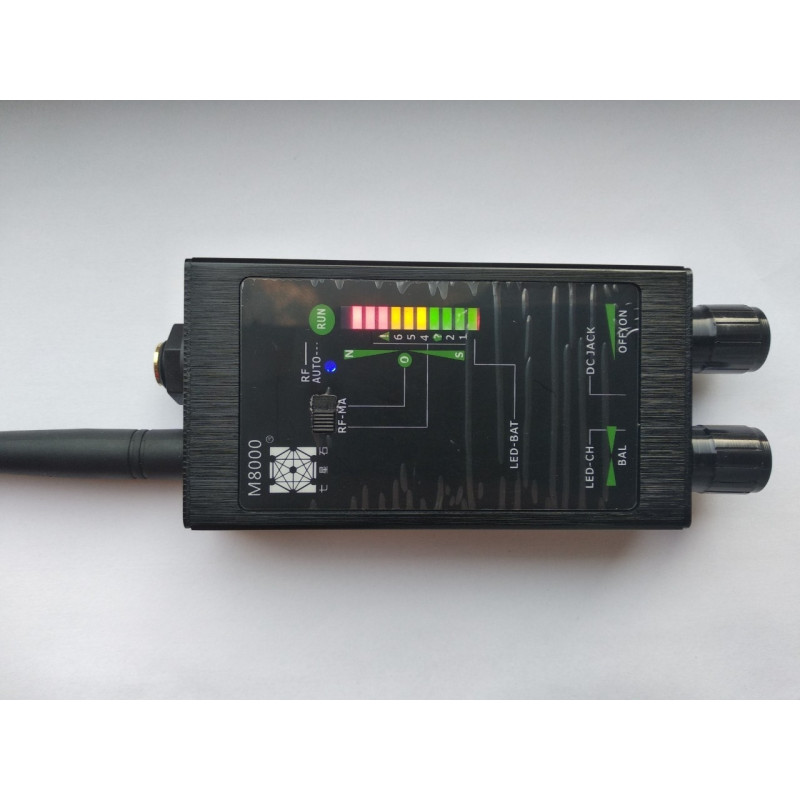 M8000 — детектор жучков, GPS трекеров и скрытых видеокамер