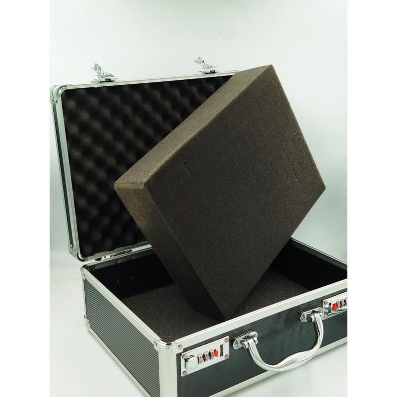 Металопластиковий кейс  БЧ 450×330×140мм | два кодові замки | поролоновий наповнювач